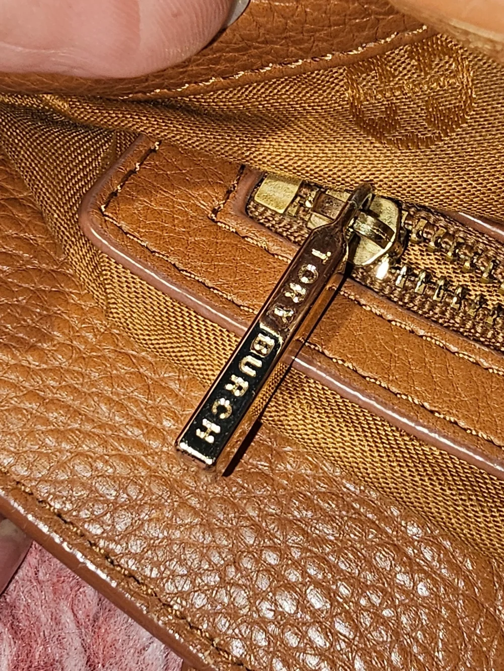 Tory Burch Camel Pebbled Soft Leather Chain Detail Crossbody Bag